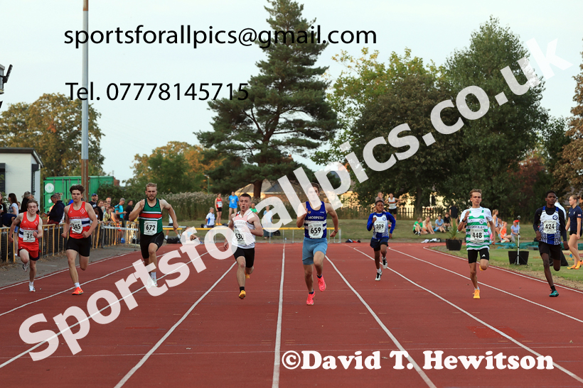 200 metres, 2025 NEGP No 6 Monkton, Wednesday, August 13th.  Photo: David T. Hewitson/Sports for All Pics